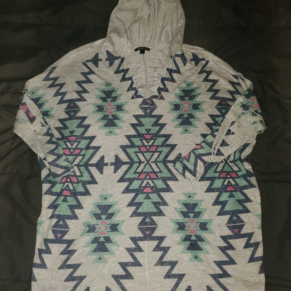 women large long sleeve with hood gray with design